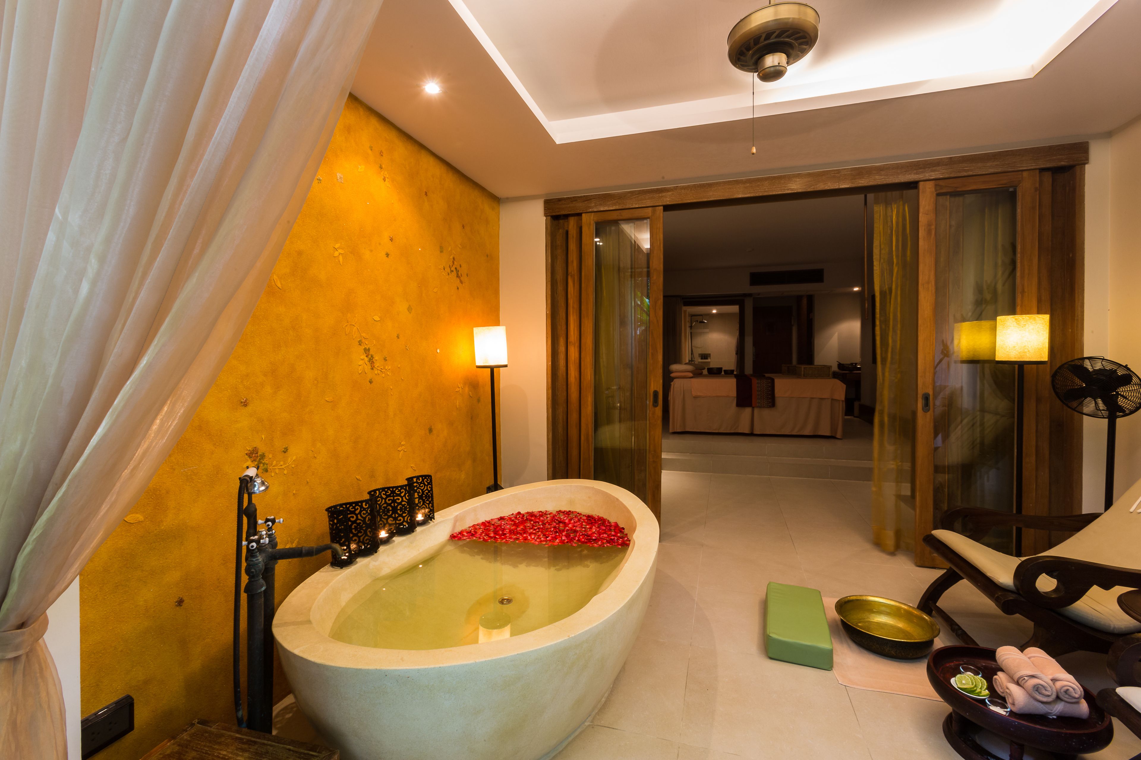 couples treatment room(s), hot tub, steam room, body treatments