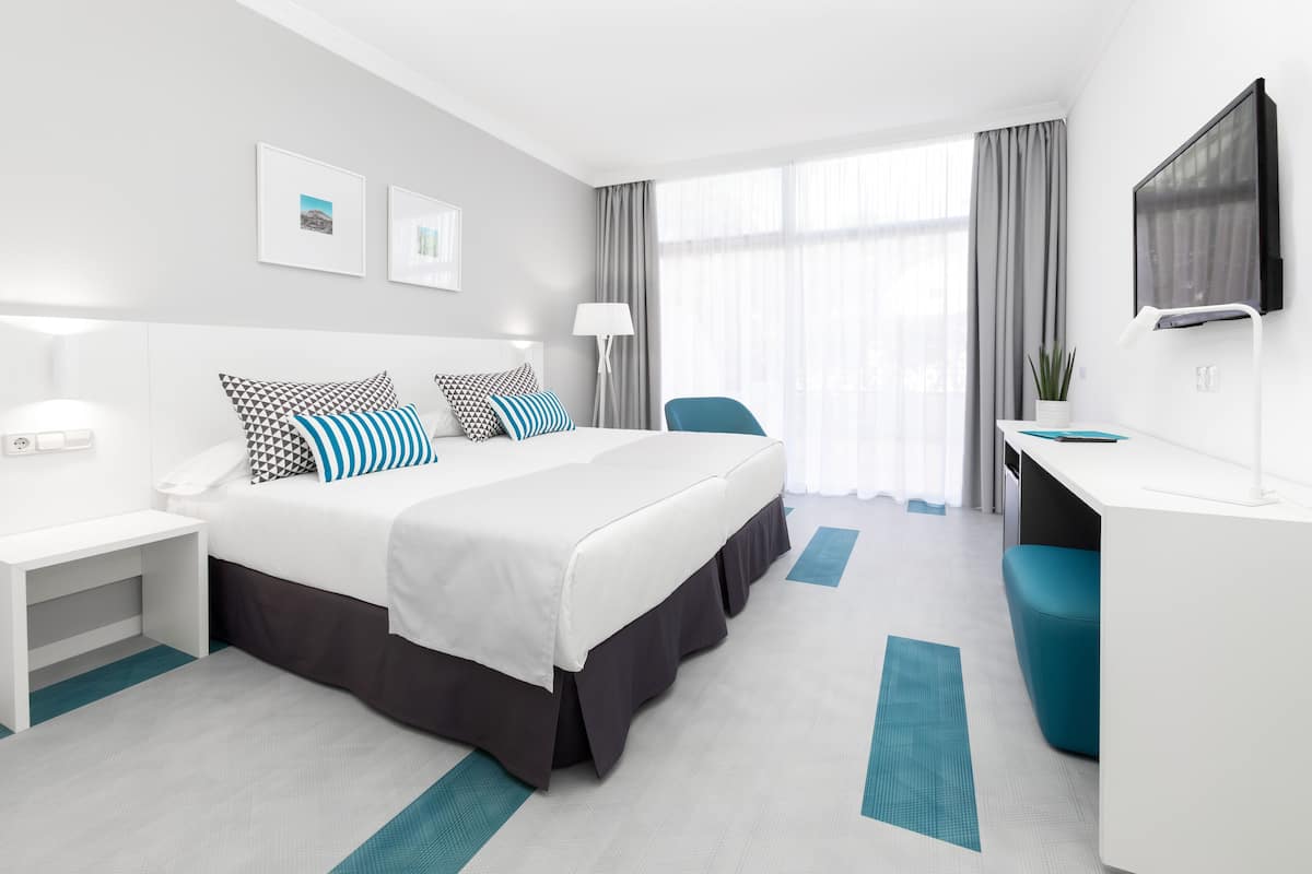 Minibar, skrivebord, gratis Wi-Fi