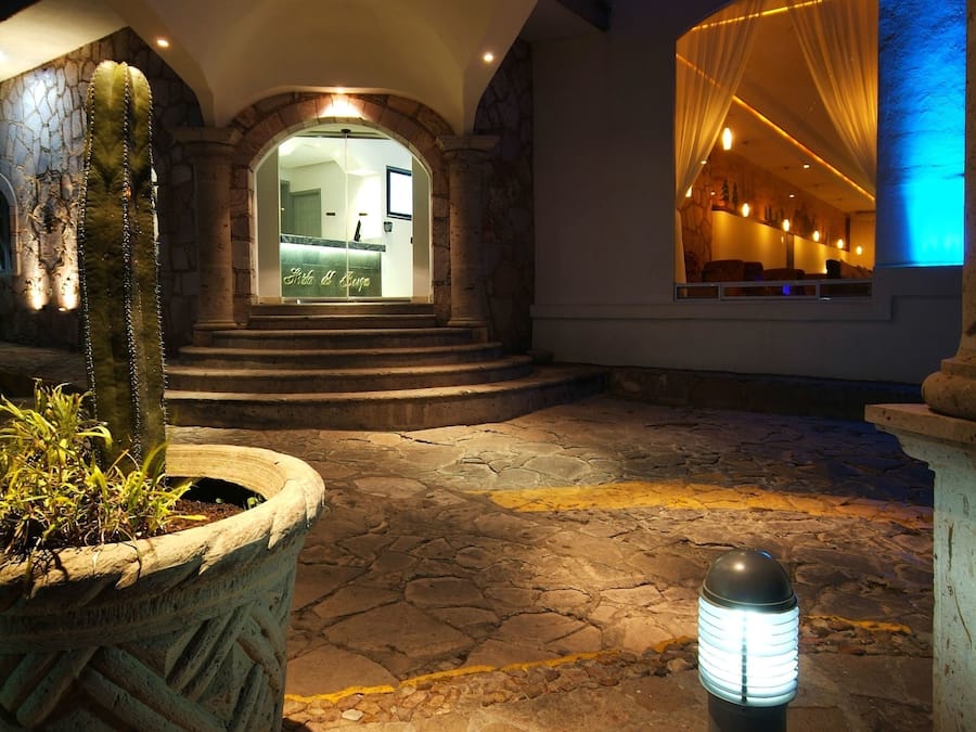 Entrada de la propiedad