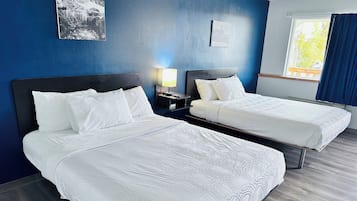 Standard Room, 2 Queen Beds, Non Smoking, City View (1 Bedroom)