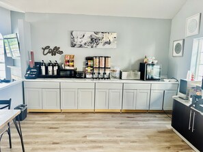 Free daily buffet breakfast - Beaverhead Lodge Dillon (Dillon)