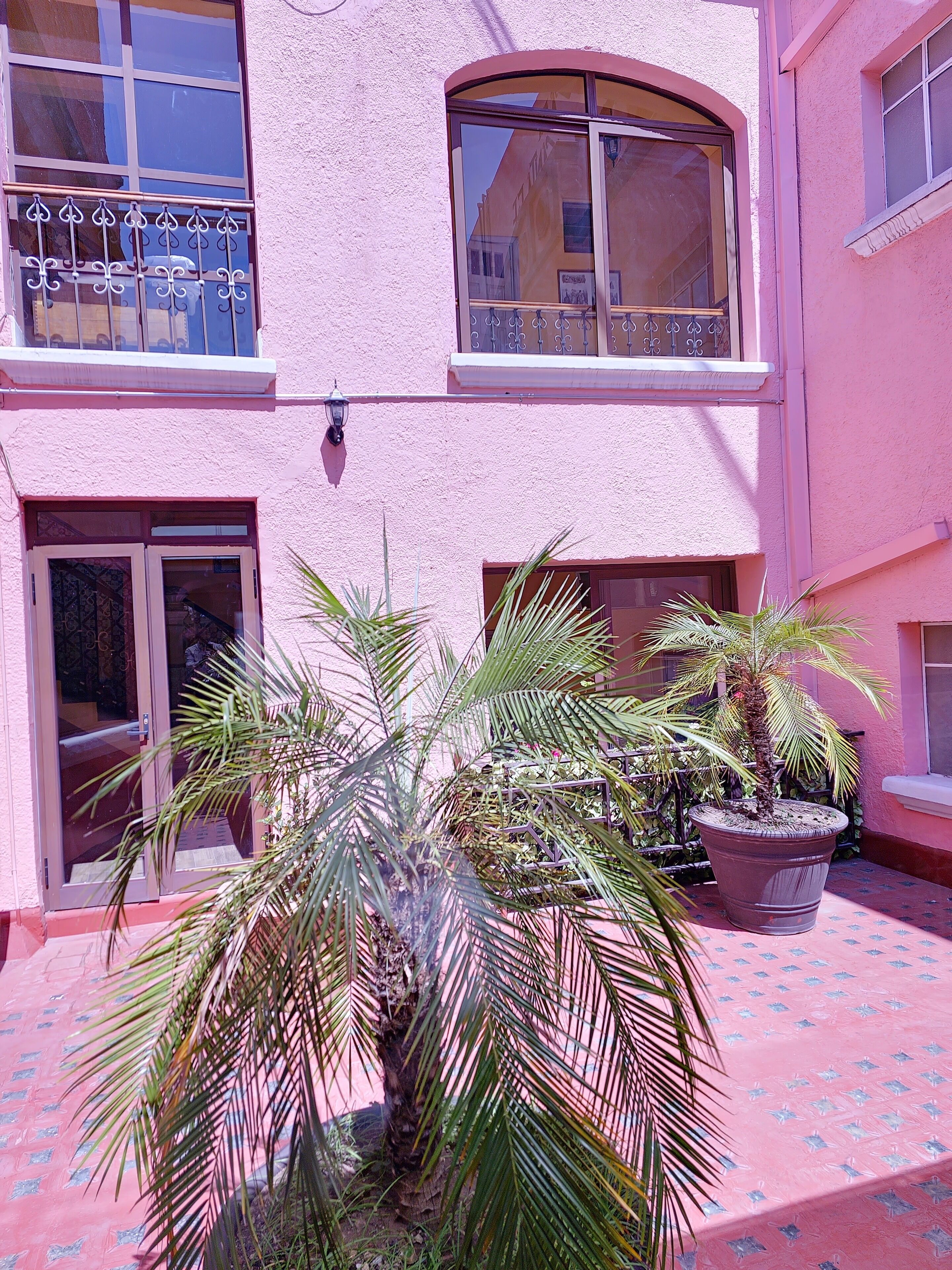 Habitación estándar, 1 cama matrimonial | Vista al patio