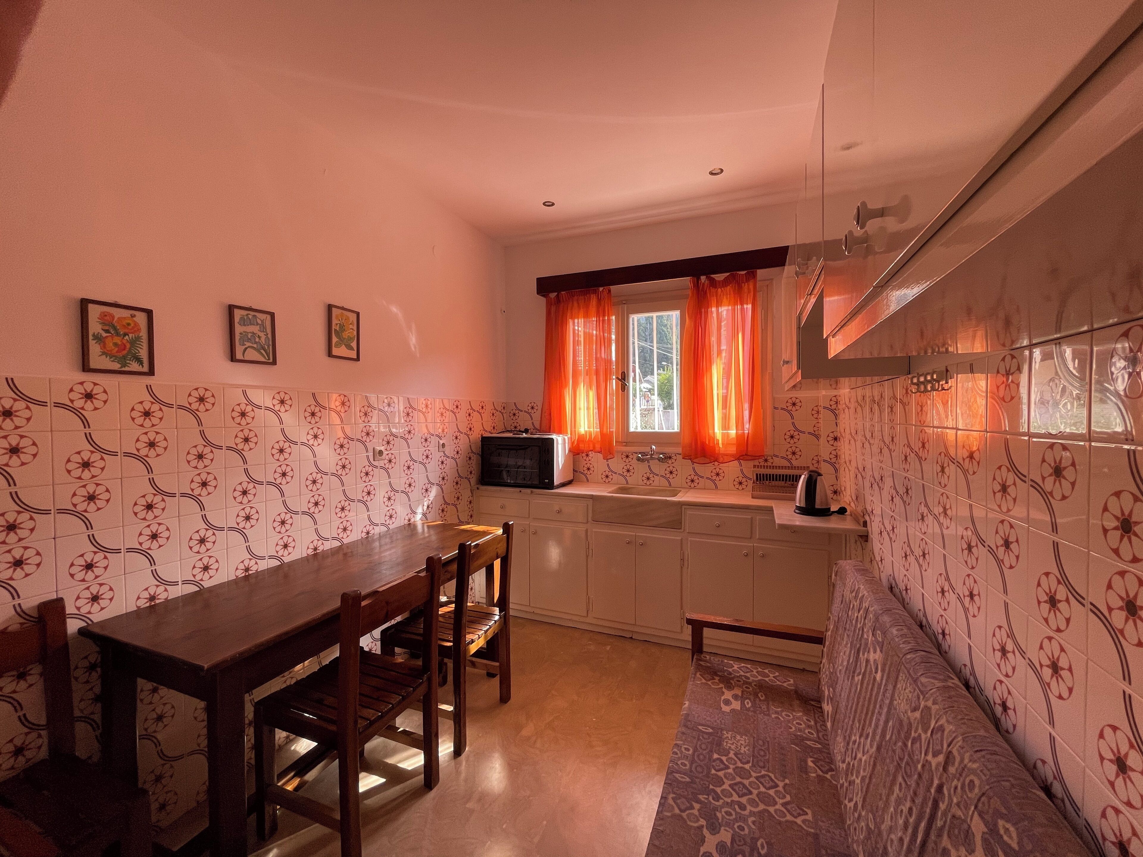 apartment, 2 bedrooms, balcony, corner | private kitchen