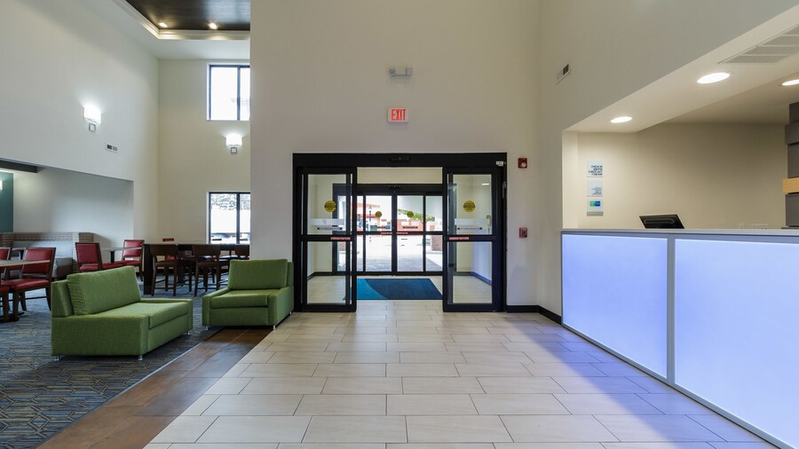 Holiday Inn Express Hotel & Suites South Bend by IHG