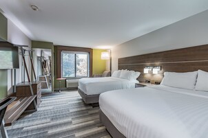 标准房, 2 张大床, 无障碍 (Communications) | 防过敏的被褥、客房内保险箱、办公桌、遮光窗帘