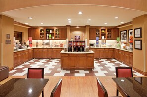 Free daily continental breakfast