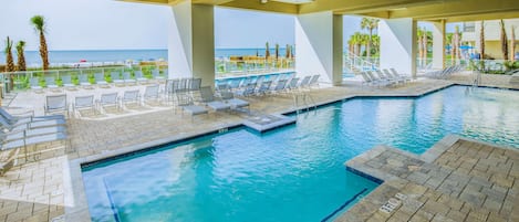 Indoor pool, seasonal outdoor pool, pool loungers