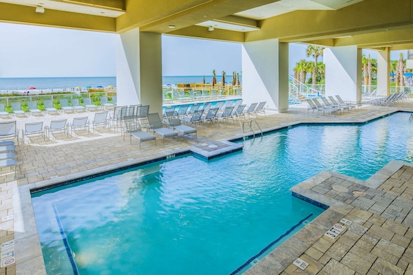 Indoor pool, seasonal outdoor pool, pool loungers