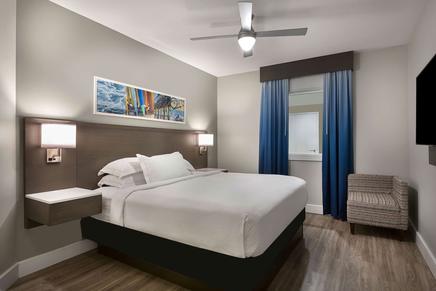 1 bedroom, premium bedding, pillowtop beds, in-room safe