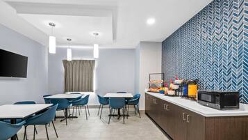 Déjeuner gratuit tous les jours