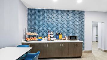 Sudah termasuk sarapan setiap hari