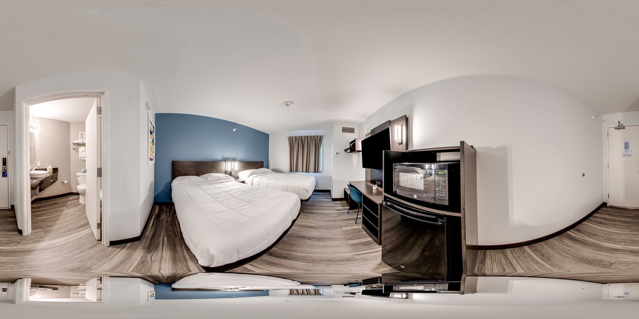 Rom – standard, 2 queensize-senger, ikke-røyk | Skrivebord, wi-fi (inkludert) og sengetøy