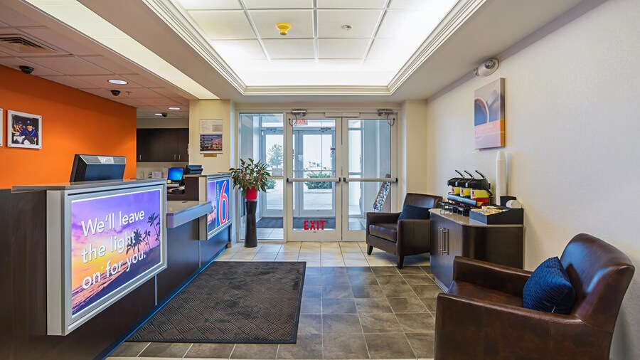 Motel 6 Grand Island, NE