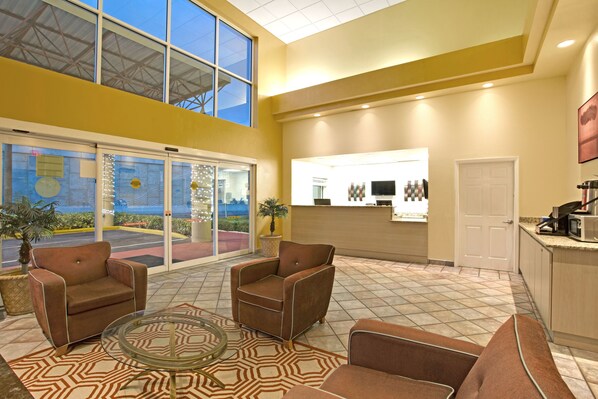 Lobby lounge