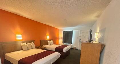 Delta Inn West Helena US 49 AR