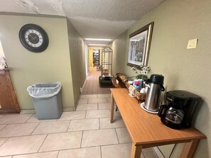 Free daily continental breakfast  - Delta Inn West Helena US 49 AR (West Helena)