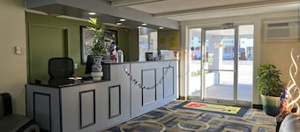 班戈溫德姆速 8 飯店