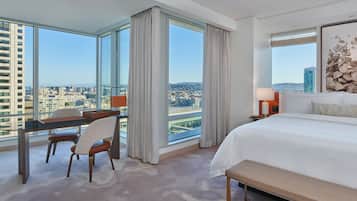 Quarto premier, 1 cama King, para não fumantes | 1 quarto, lençóis italianos Frette, roupas de cama premium