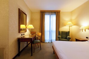 Deluxe-Doppel- oder -Zweibettzimmer