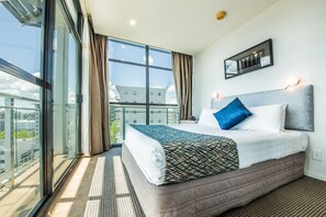 Panoramic Penthouse, 2 Bedrooms, Harbor View | 1 bedroom, pillowtop beds, iron/ironing board, cribs/infant beds