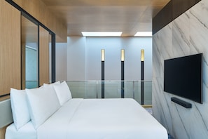 Suite Klub, 1 kamar tidur | Seprai premium, selimut bulu angsa, bantalan ekstra lembut, dan brankas
