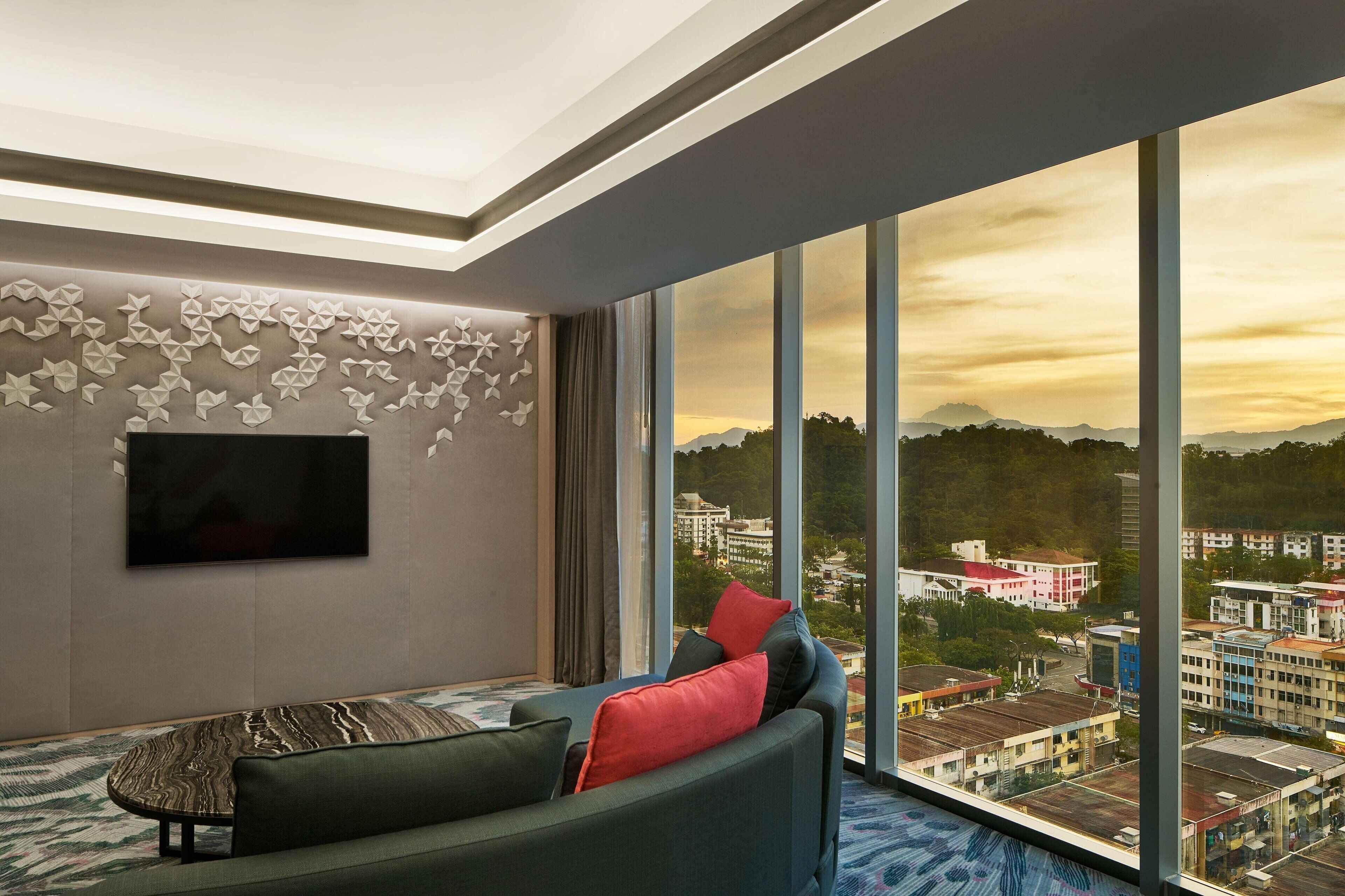 club suite, 1 bedroom, non smoking, city view | premium bedding, pillow-top beds, in-room safe, desk