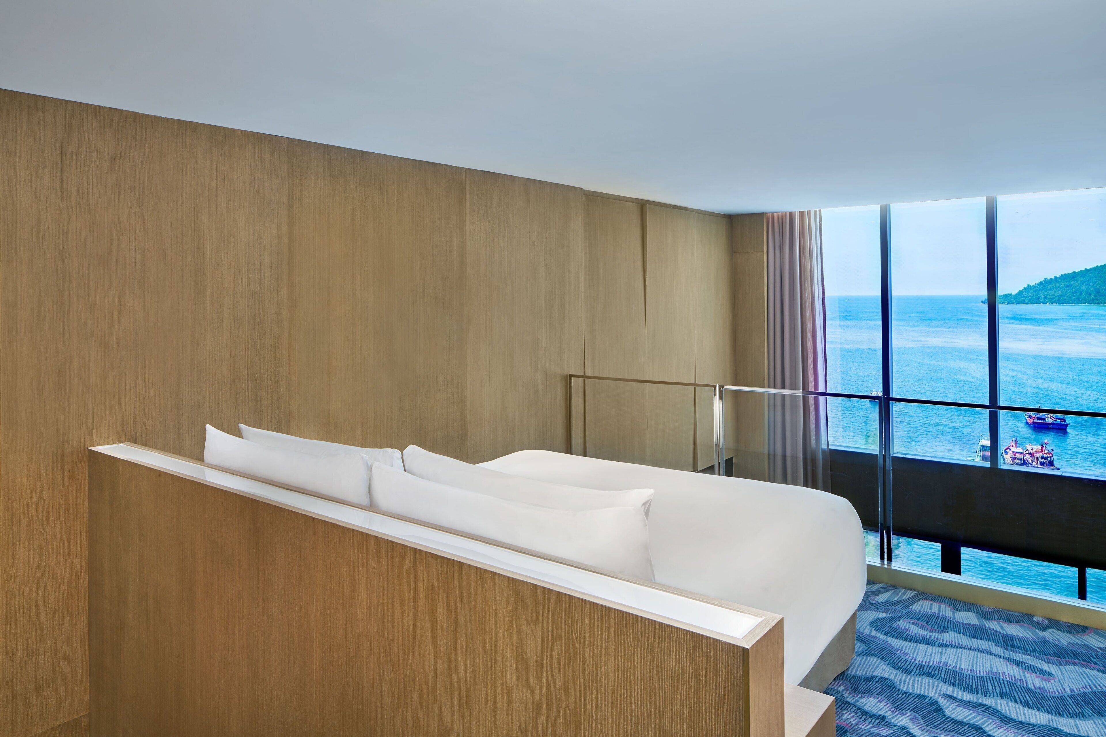 Duplex Suite, 1 Bedroom | Ropa de cama de alta calidad y edredones de plumas
