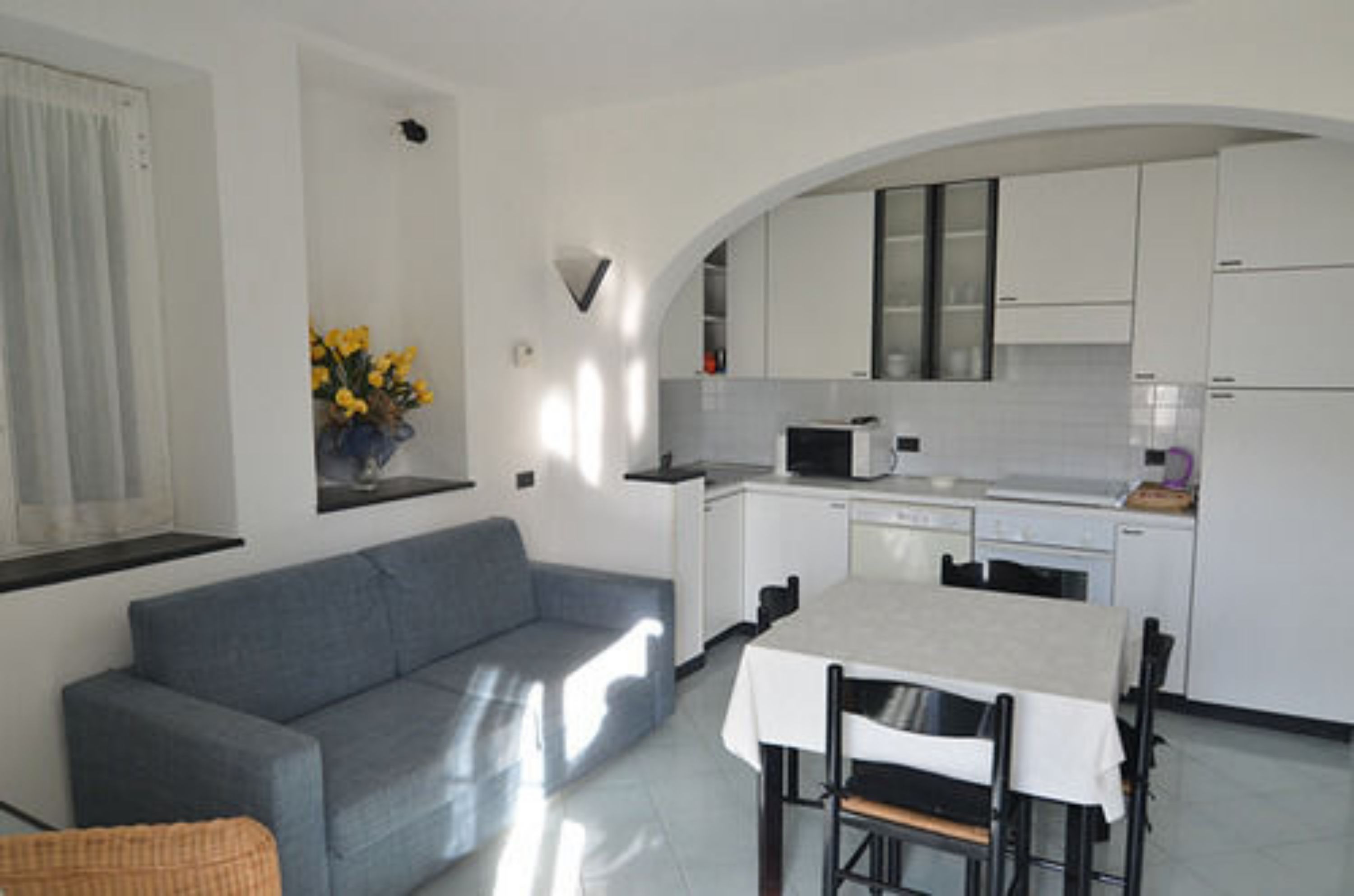 apartment, 2 bedrooms | living area | 24-inch flat-screen tv with cable channels, tv