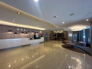 Lobby - Toongmao Hotel Kaohsiung (Kaohsiung)
