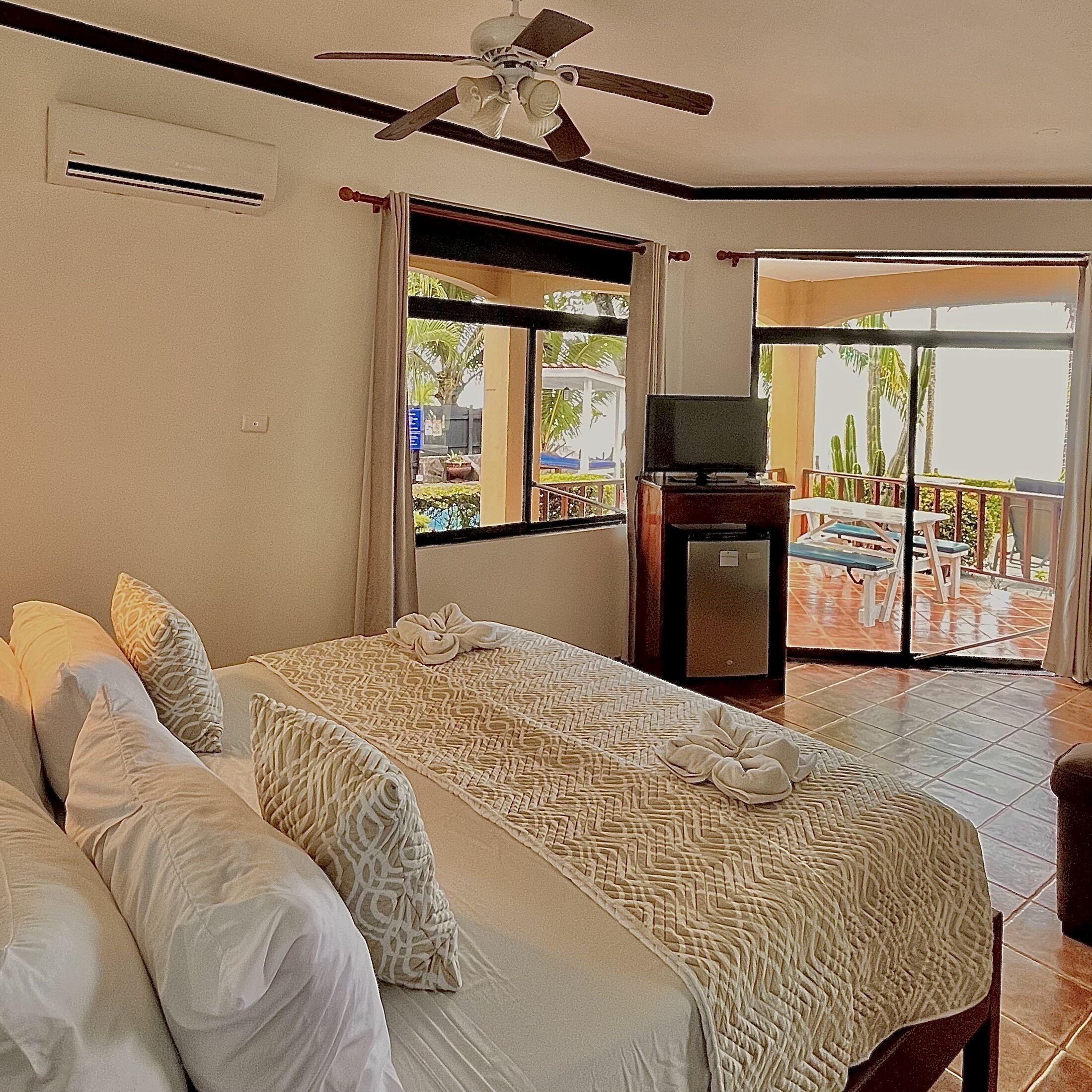 superior suite | 1 bedroom, minibar, in-room safe, desk