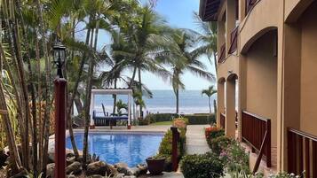 1 bedroom, minibar, in-room safe, desk