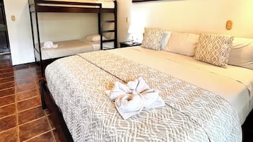 1 bedroom, minibar, in-room safe, desk