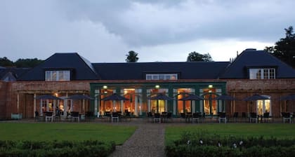 Walton Hall Hotel & Spa by Sunday