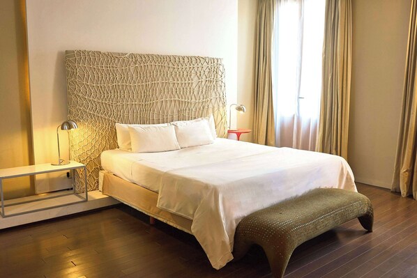 Pillow-top beds, minibar, in-room safe, desk