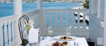 Ajia Hotel - Special Class