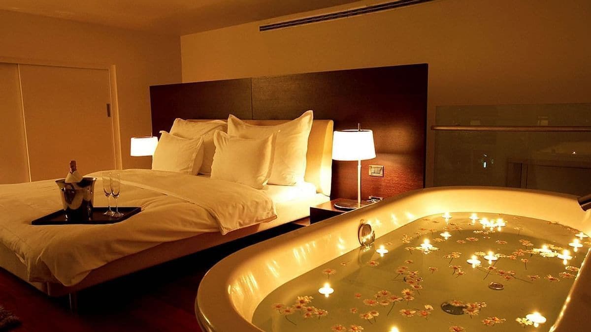 exclusive duplex (mezzanine) | view from room