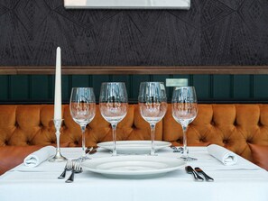 Breakfast, lunch and dinner served - Mercure Hotel Frankfurt Airport Langen (Langen)