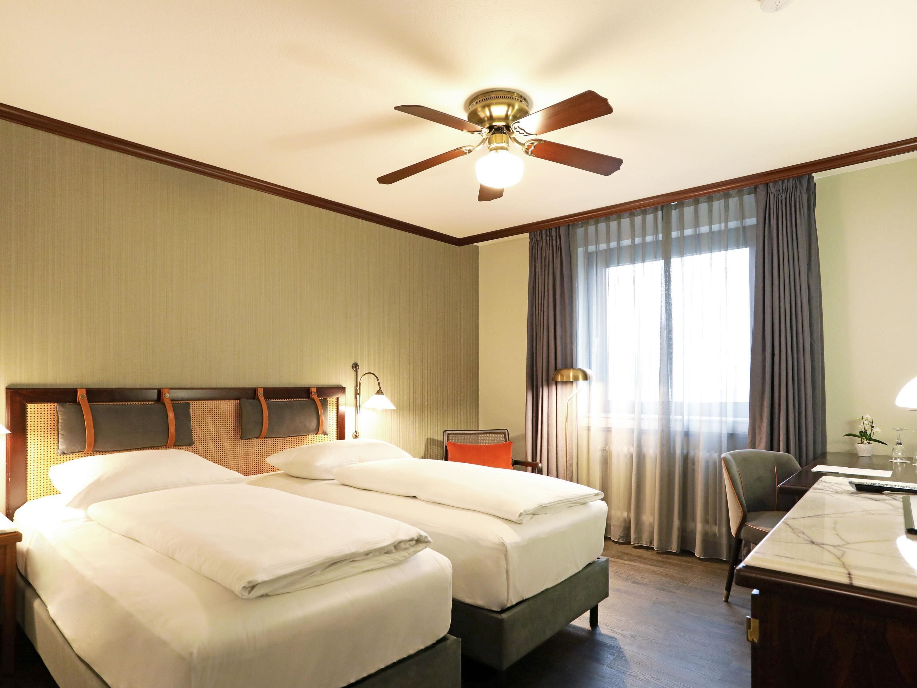 Premium bedding, minibar, in-room safe, desk
