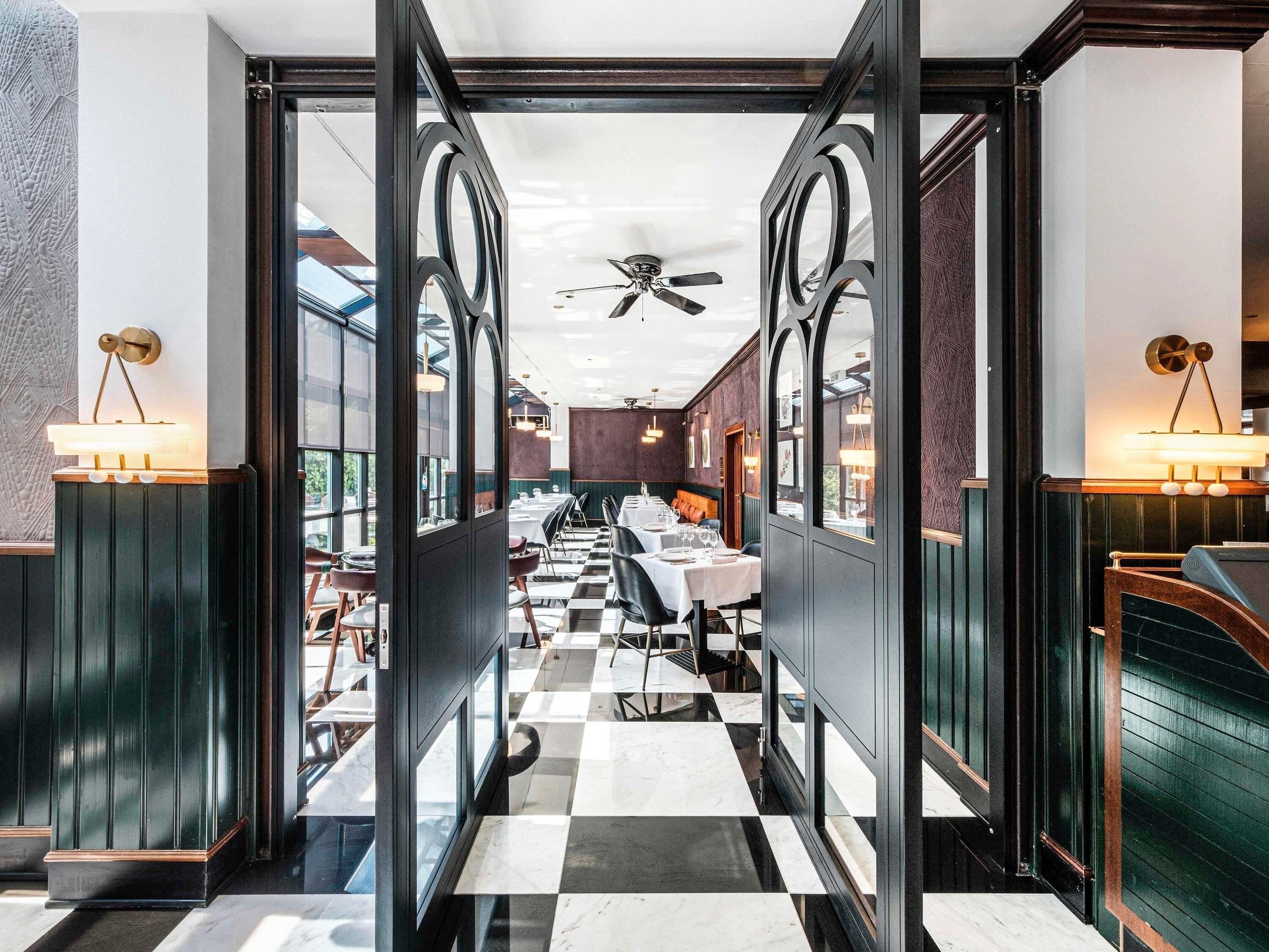 Breakfast, lunch, dinner served; international cuisine 