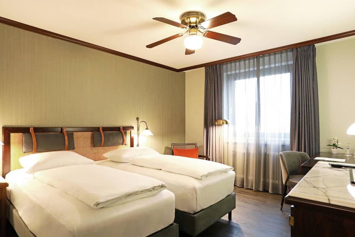 Superior Room, 2 Single Beds