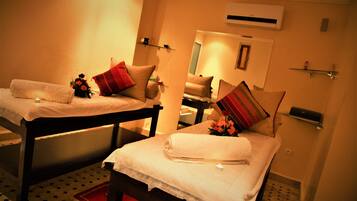 Couples treatment room(s), Turkish bath/hammam, body treatments