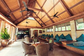 Terrace/patio - Koro Sun Resort (Savusavu)