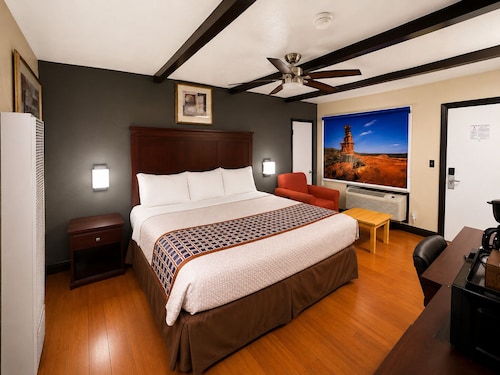 Buffalo Inn Canyon
