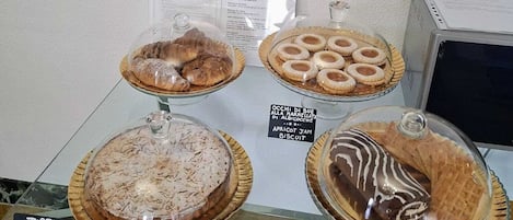 朝食ビュッフェ