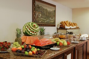 Breakfast, lunch and dinner served  - Central Hotel (Bursa)