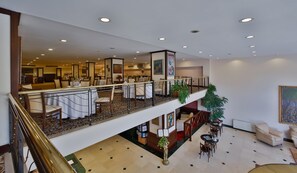 Breakfast, lunch and dinner served - Central Hotel (Bursa)