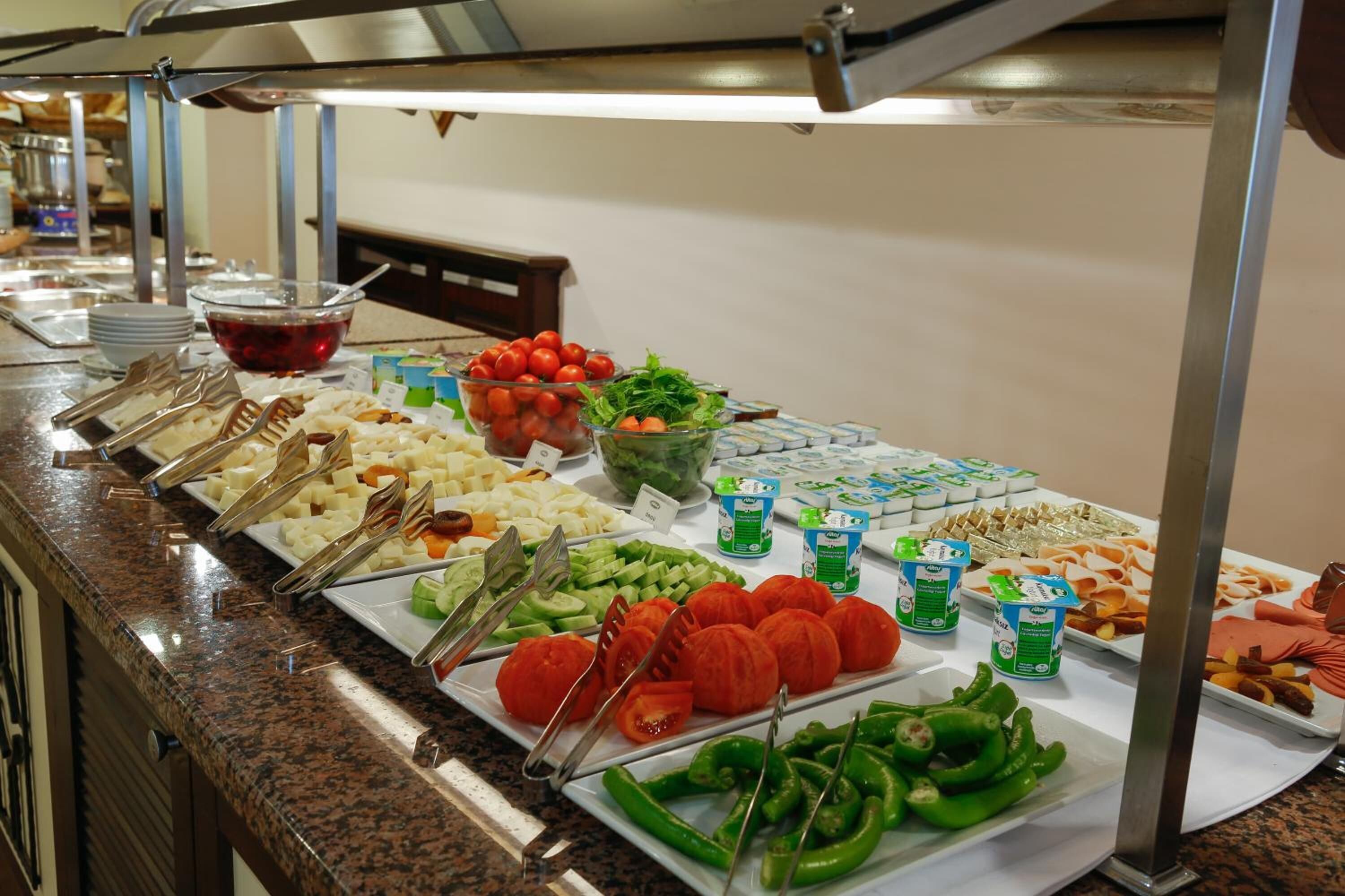 breakfast, lunch and dinner served