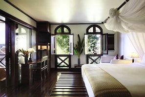 Phou Vao Grand Heritage Suite