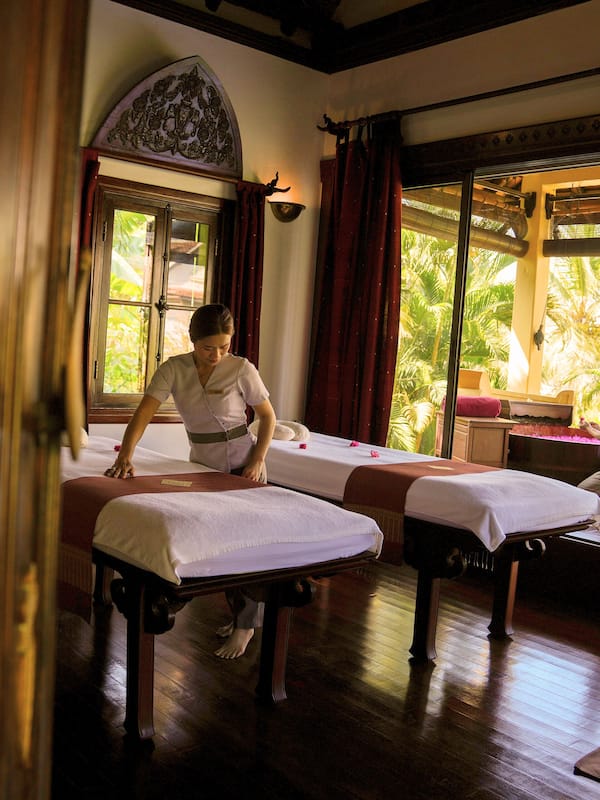 Couples treatment room(s), hot tub, steam room, body treatments