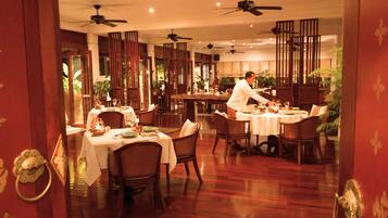 Free daily full breakfast